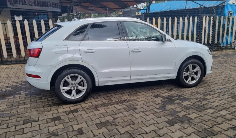 
								Audi Q3 2017 full									