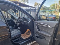 
										BMW X1 2017 full									