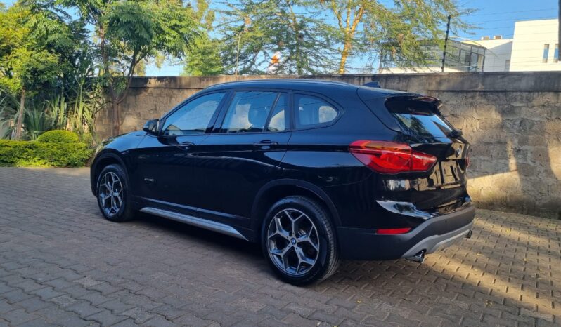 
								BMW X1 2017 full									