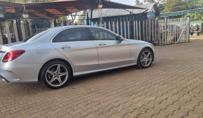 
								Mercedes C220 2017 full									