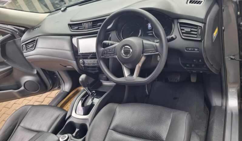 
								Nissan Xtrail 2016 full									