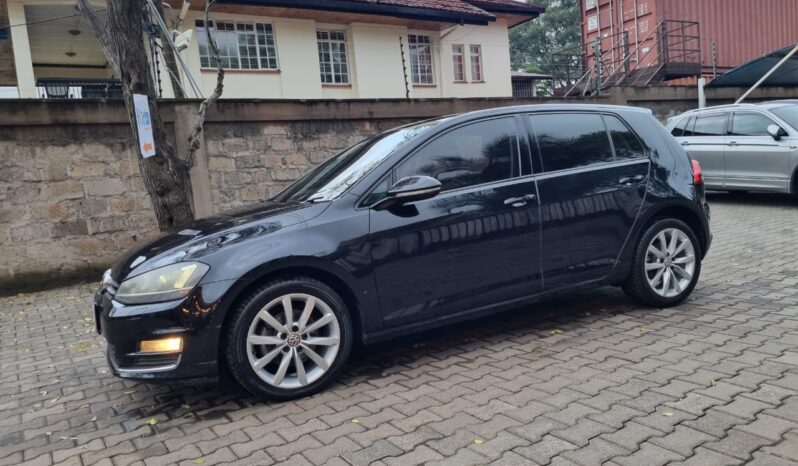 
								Volkswagen Golf 2014 full									