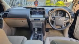 
										Toyota Landcruiser Prado 2021 full									