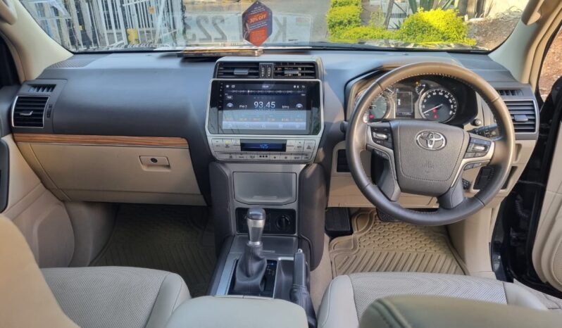 
								Toyota Landcruiser Prado 2021 full									