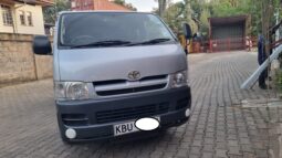 
										Toyota Hiace 2005 full									