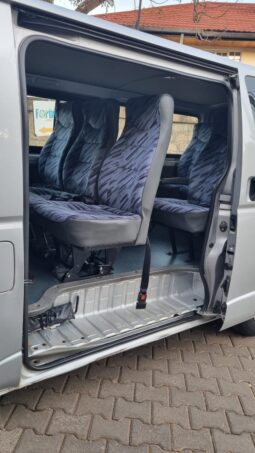 
										Toyota Hiace 2005 full									