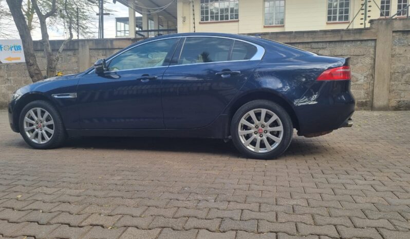 
								Jaguar XE 2015 full									