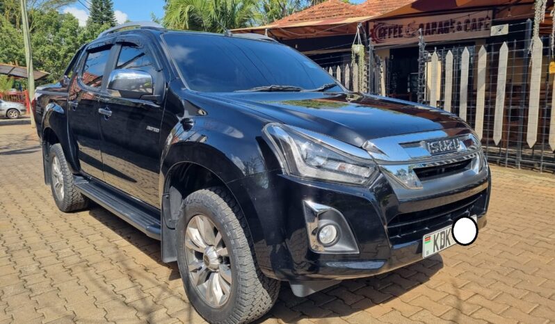 
								Isuzu D-Max 2022 full									