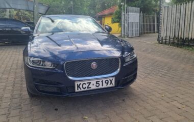 Jaguar XE 2015