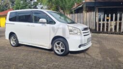 
										Toyota Noah 2009 full									