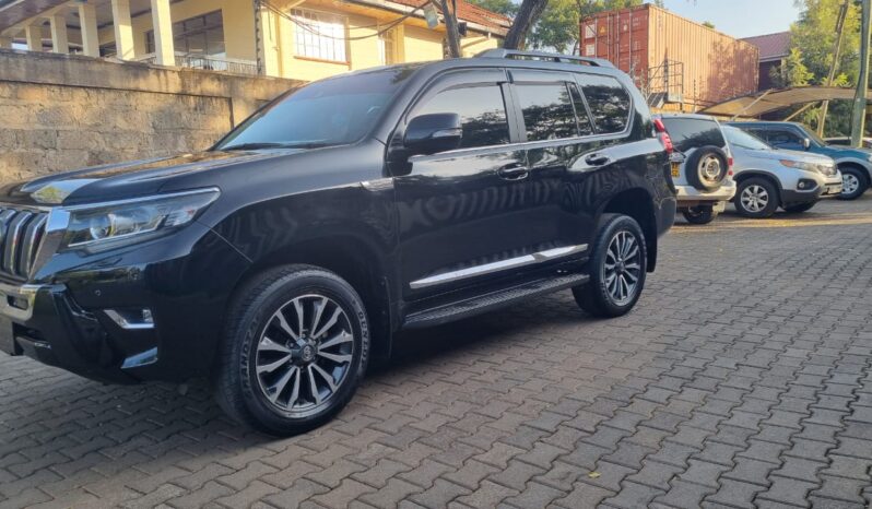 
								Toyota Landcruiser Prado 2021 full									