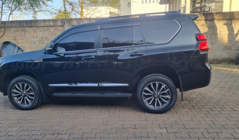 
								Toyota Landcruiser Prado 2021 full									