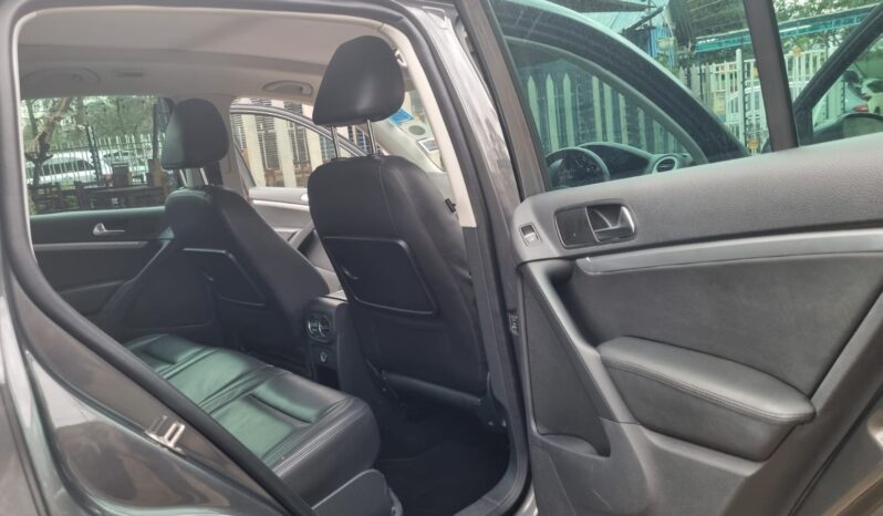 
								Volkswagen Tiguan 2012 full									