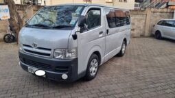 
										Toyota Hiace 2005 full									