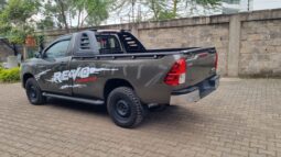 
										Toyota Hilux 2018 Hi – Rider full									