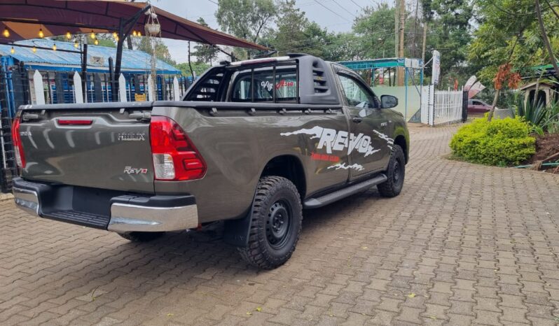 
								Toyota Hilux 2018 Hi – Rider full									