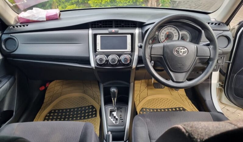 
								Toyota Corolla Fielder 2014 full									