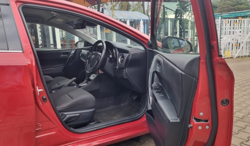 
								Toyota Auris 2016 full									