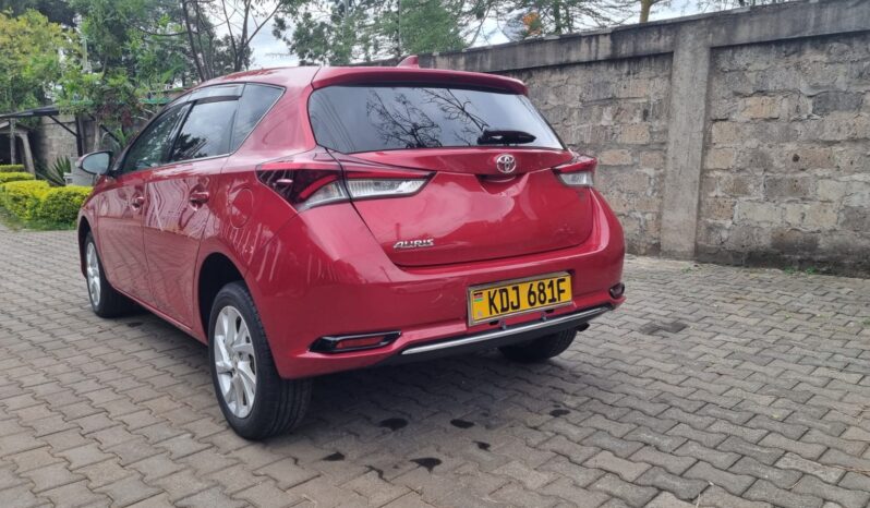 
								Toyota Auris 2016 full									