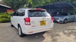 
										Toyota Corolla Fielder 2014 full									