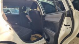 
										Toyota Corolla Fielder 2014 full									