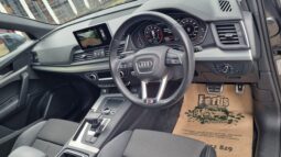 
										Audi Q5 2018 Gray full									