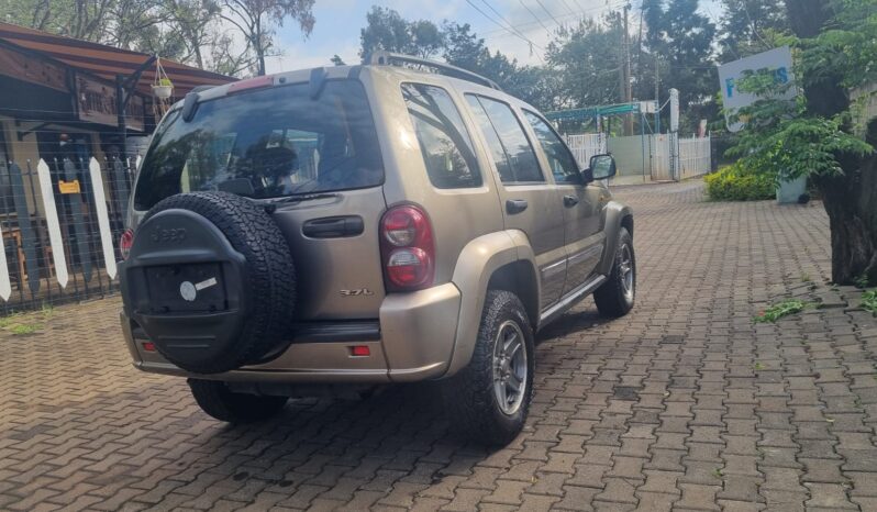 
								JEEP CHEROKEE 2007 full									