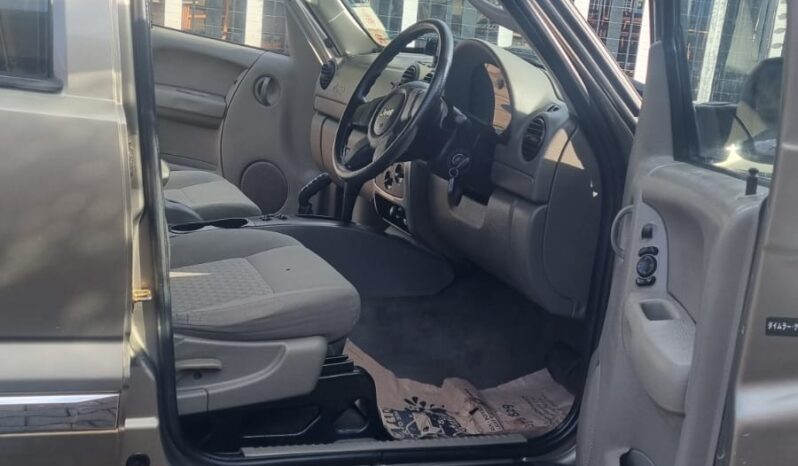 
								JEEP CHEROKEE 2007 full									