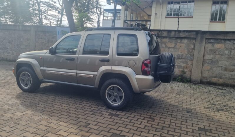 
								JEEP CHEROKEE 2007 full									