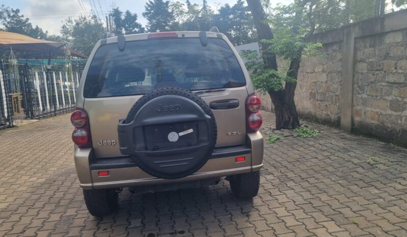 
								JEEP CHEROKEE 2007 full									