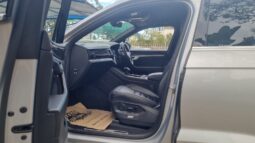 
										VolkswagenTouareg 2018 R-Line full									