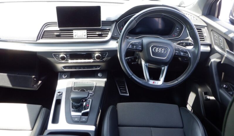 
								Audi Q5 2018 full									