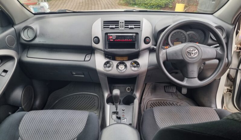 
								Toyota Rav4 full									