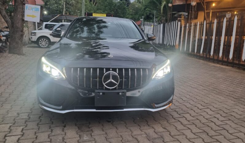 
								Mercedes C220d 2018 full									