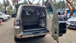 Mitsubishi Pajero 2014