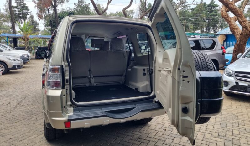 
								Mitsubishi Pajero 2014 full									