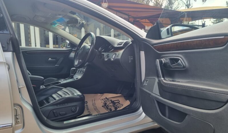 
								Volkswagen Passat CC 2015 full									