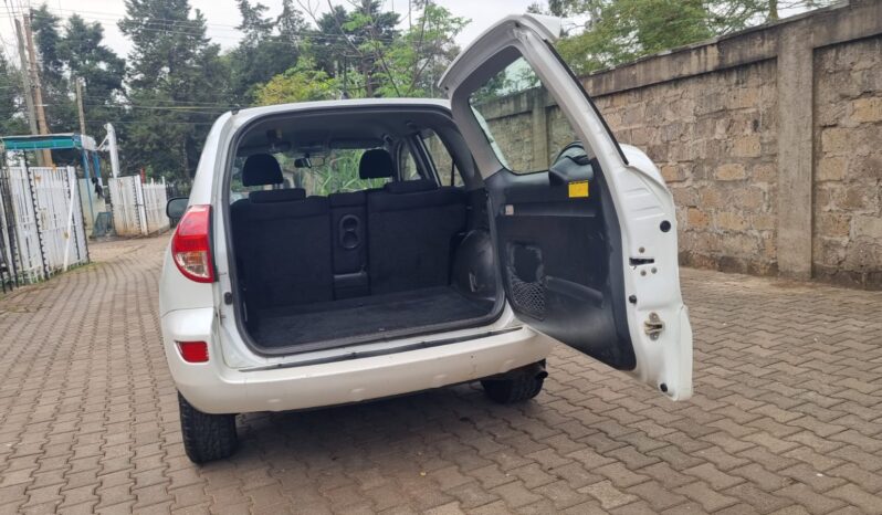 
								Toyota Rav4 full									