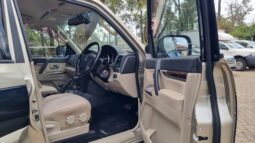 
										Mitsubishi Pajero 2014 full									
