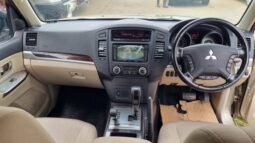 
										Mitsubishi Pajero 2014 full									