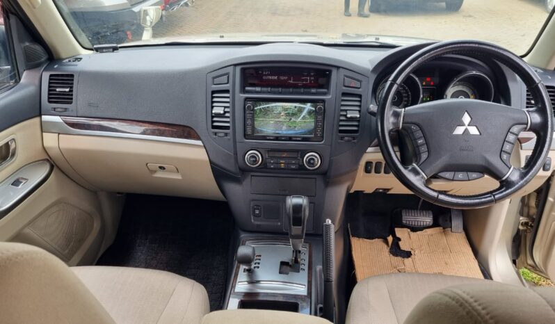
								Mitsubishi Pajero 2014 full									