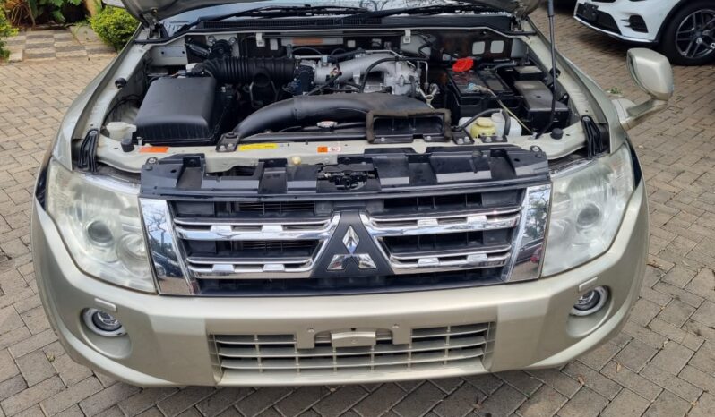 
								Mitsubishi Pajero 2014 full									