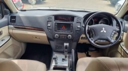 
										Mitsubishi Pajero 2014 full									
