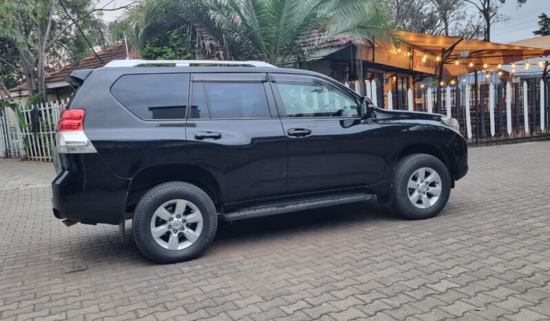 
								Toyota Landcruiser Prado 2011 full									