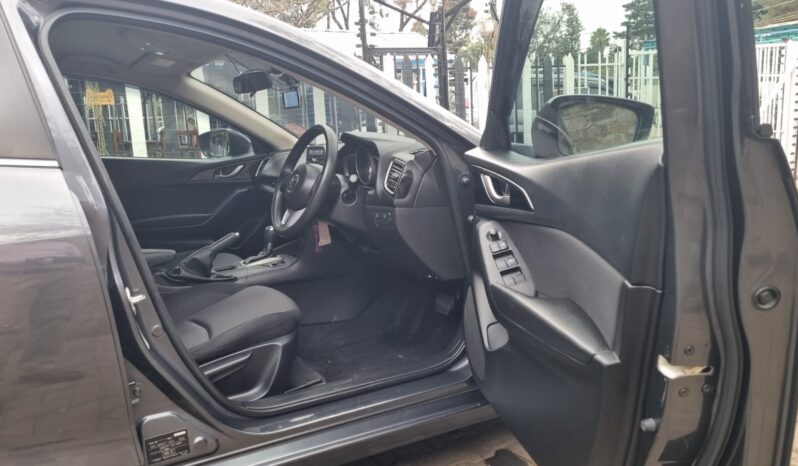 
								Mazda Axela 2015 full									