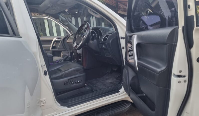 
								Toyota Landcruiser Prado 2014 full									