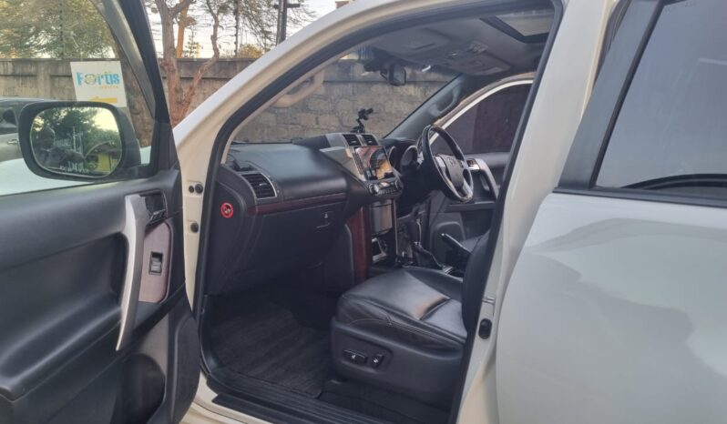 
								Toyota Landcruiser Prado 2014 full									