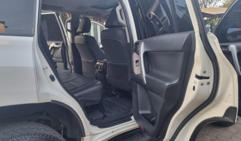 
								Toyota Landcruiser Prado 2014 full									