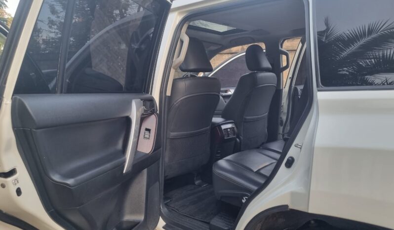 
								Toyota Landcruiser Prado 2014 full									