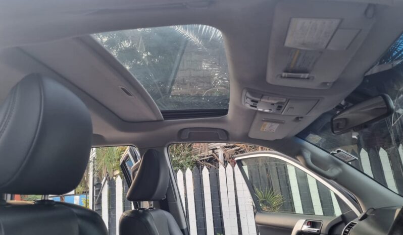 
								Toyota Landcruiser Prado 2014 full									